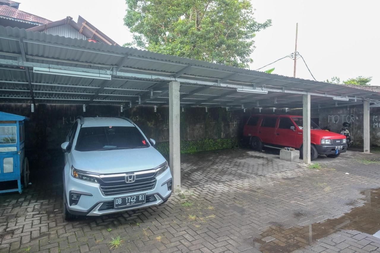 Reddoorz Near Politeknik Manado Hotel Buitenkant foto